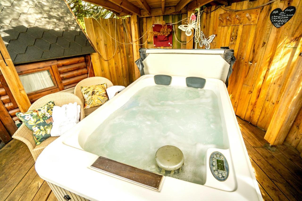 Le Bassin Du Tertre Bed and Breakfast Fronsac  Buitenkant foto